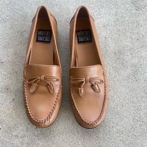 Mootsies Tootsies Molly Loafers 8.5 M Sand Leather